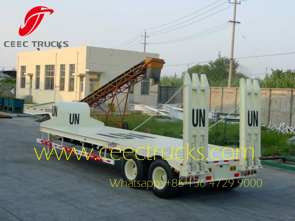 UN 30 T low bed semitrailer