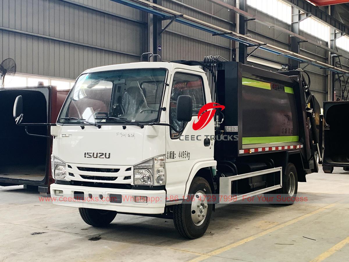 ISUZU 4CBM waste compactor truck