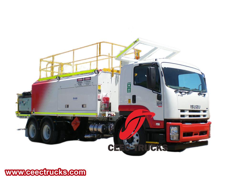 Isuzu FVZ 12000L lubrication service truck