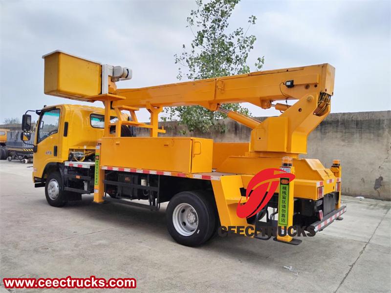 Isuzu insulated boom aerial work truck