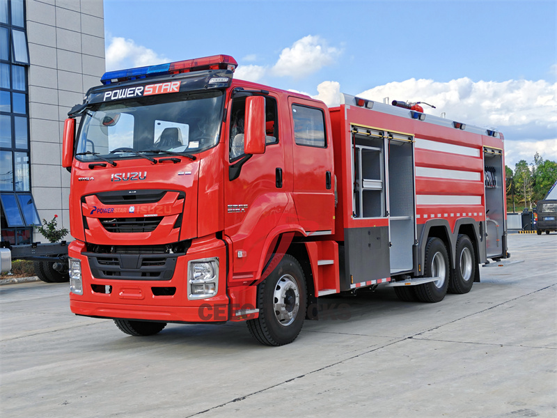 water tender fire ISUZU GIGA truck