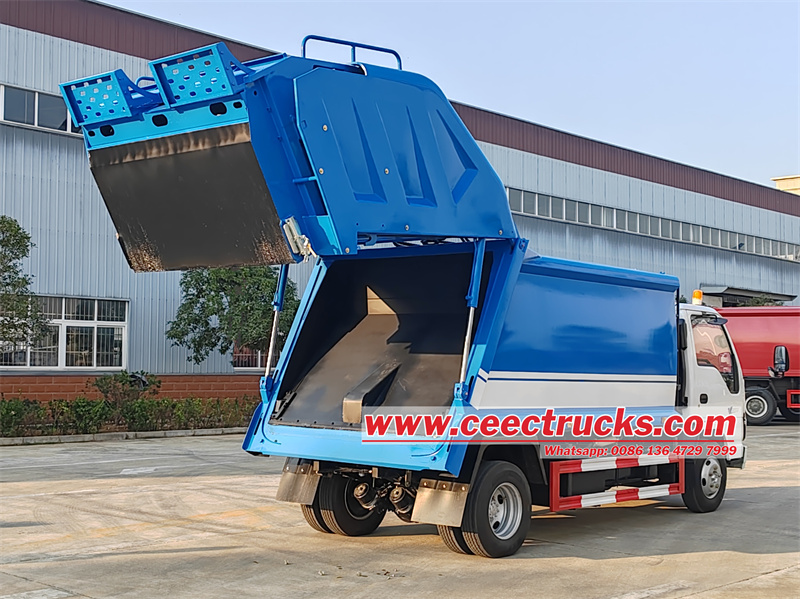 Isuzu ELF 600P rear loader compactor truck