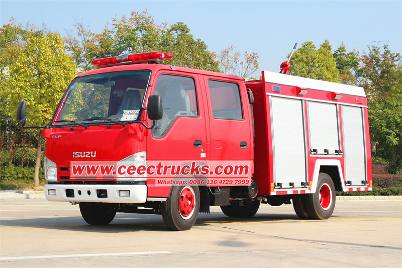 ISUZU NKR fire truck