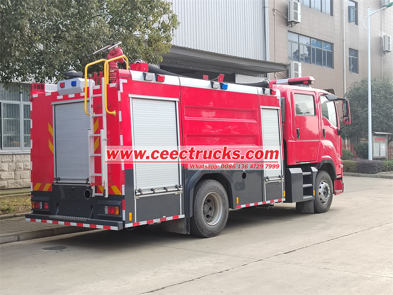 Isuzu fire fighting truck