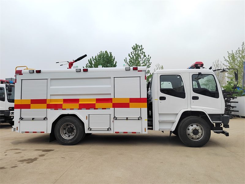 ISUZU fire fighting truck for sale ISUZU fire fighting truck for sale
