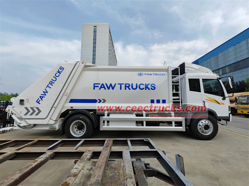 FAW RHD 10cbm rear lifting garbage truck