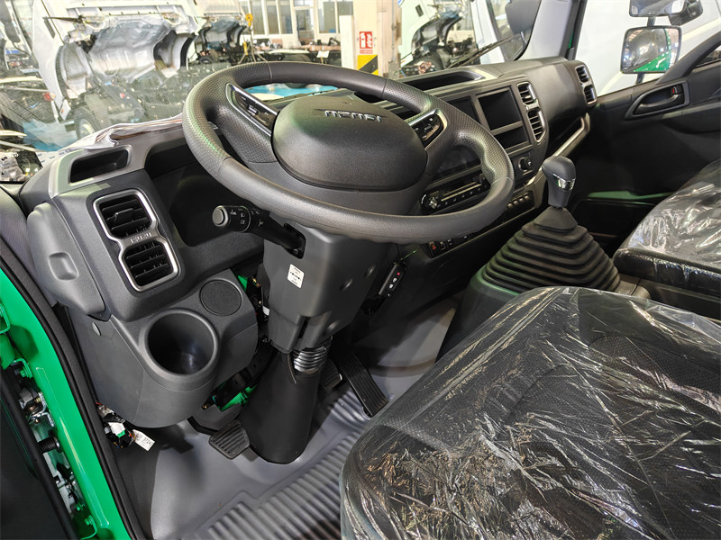 both LHD and RHD are optional