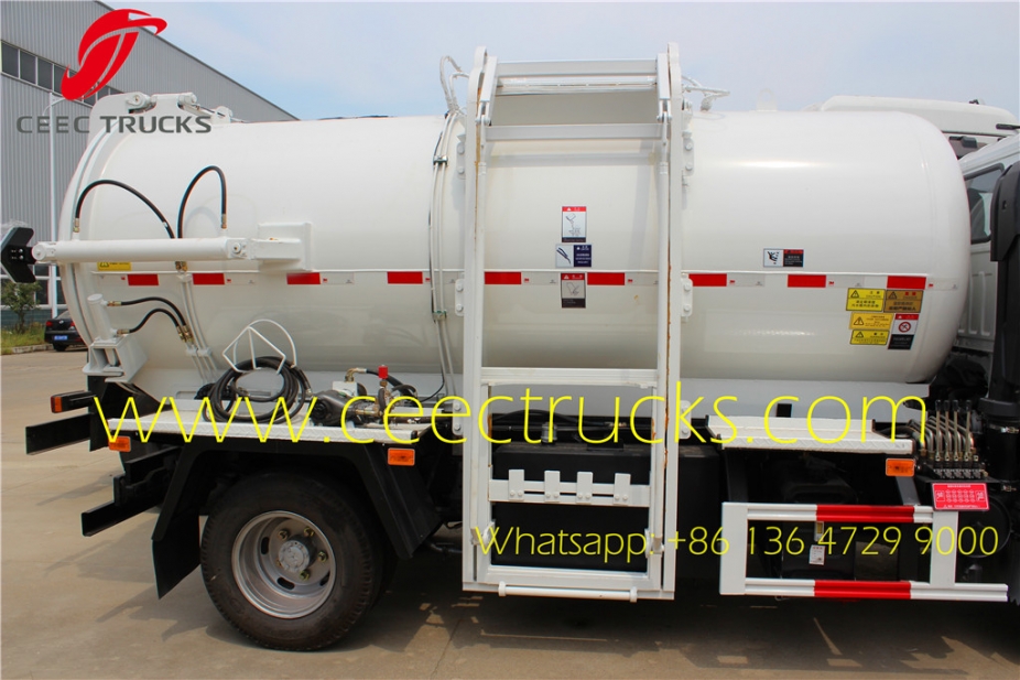 4*2 ISUZU kitchen garbage container truck 4-5 CBM sale