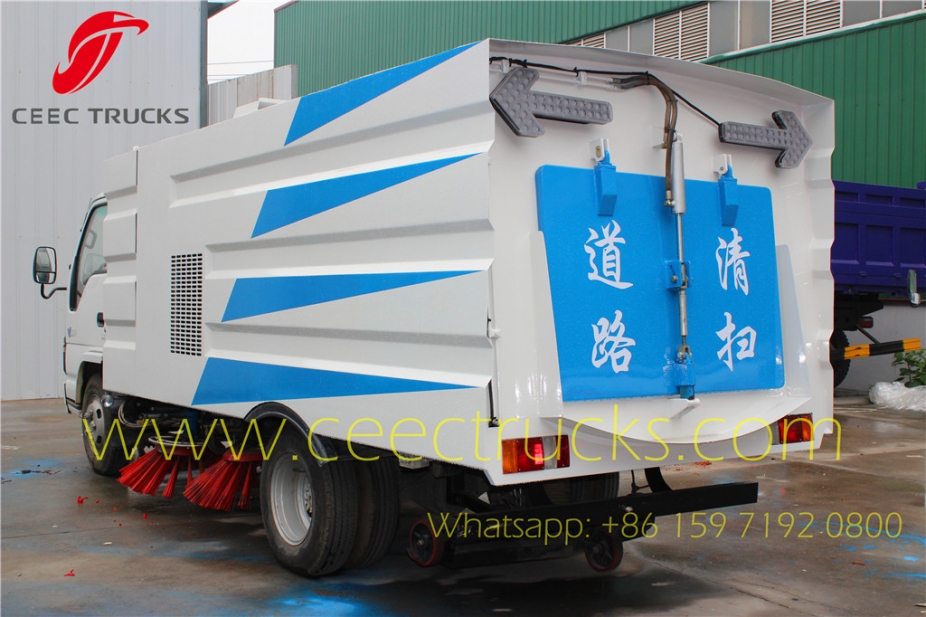 ISUZU 5CBM road sweeper Superstructure arrow lamp