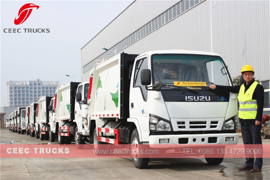 8000L garbage compactor truck ISUZU brand