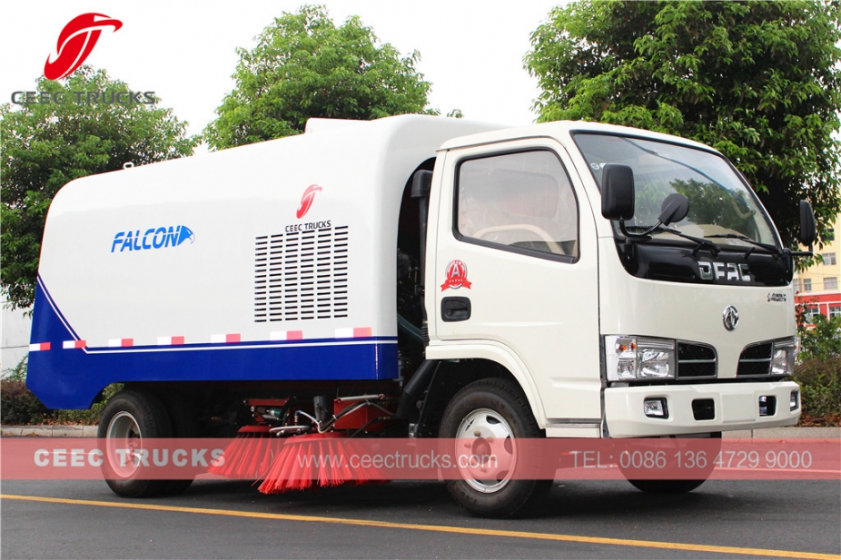 Africa Congo Dongfeng 4000L road sweeper