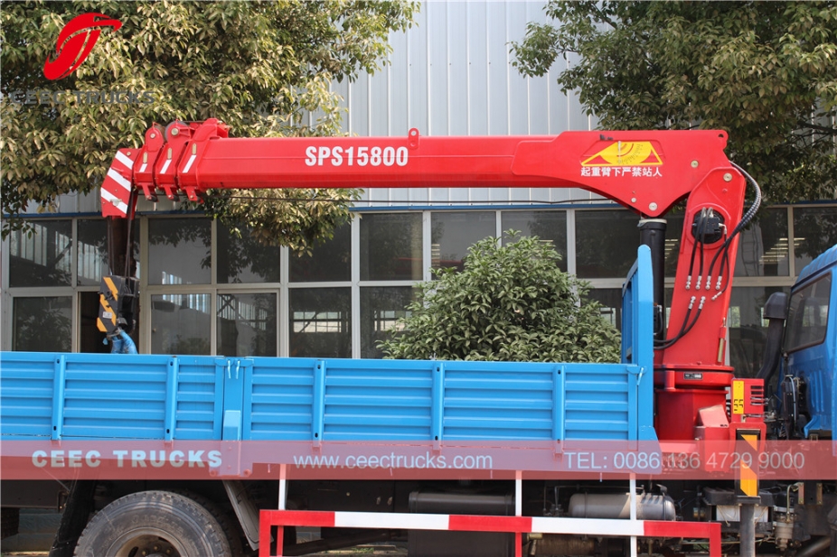 DONGFENG 6.3T boom crane trucks with Palfinger brand crane