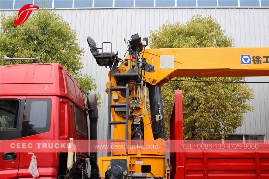 FOTON 16T mobile boom crane lorry truck