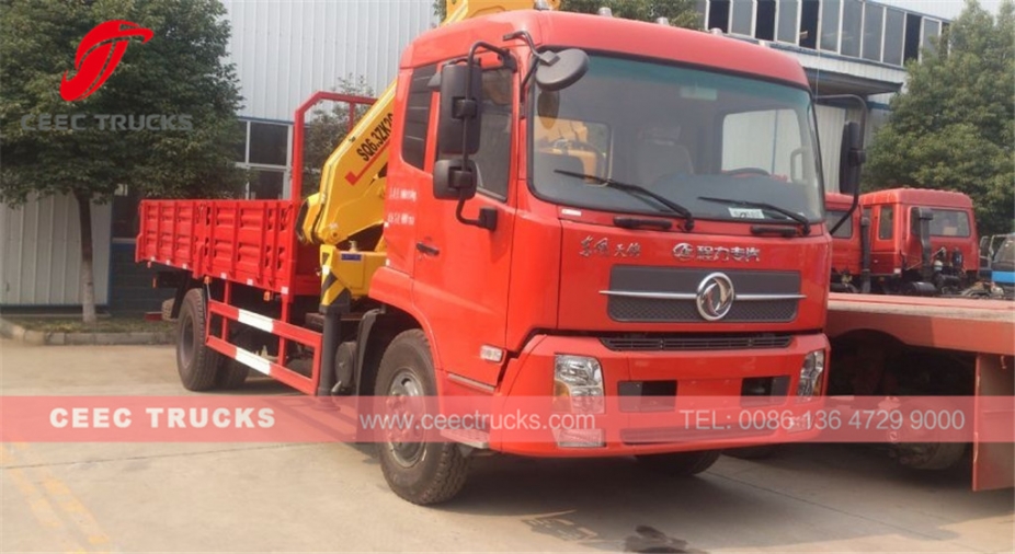 DONGFENG 6.3 Tons knuckle crane mounted trucks