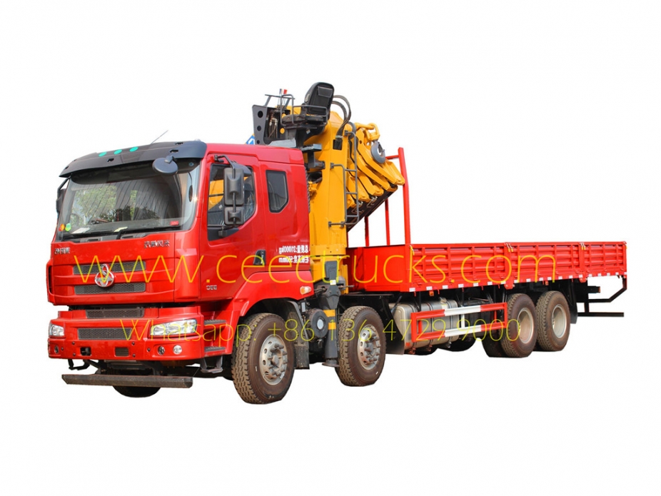 25 T knuckle boom crane truck dongfeng - CEEC Trucks