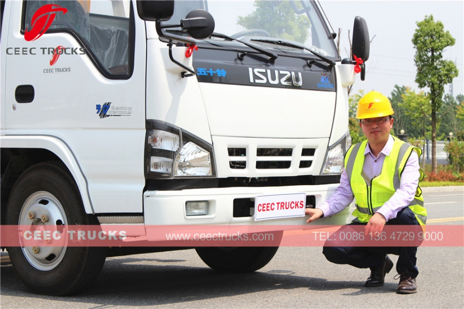 Best ISUZU 4 T truck mounted crane trucks