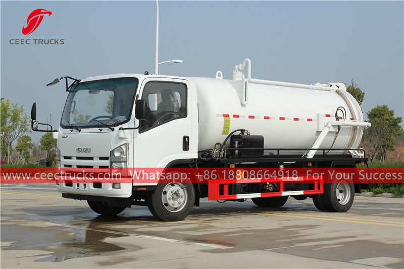 ISUZU 4×2 vacuum tanker truck