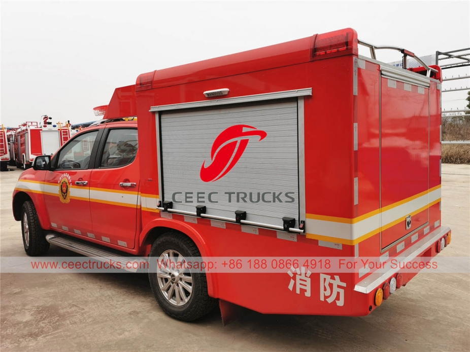 ISUZU 4WD pickup fire fighting truck