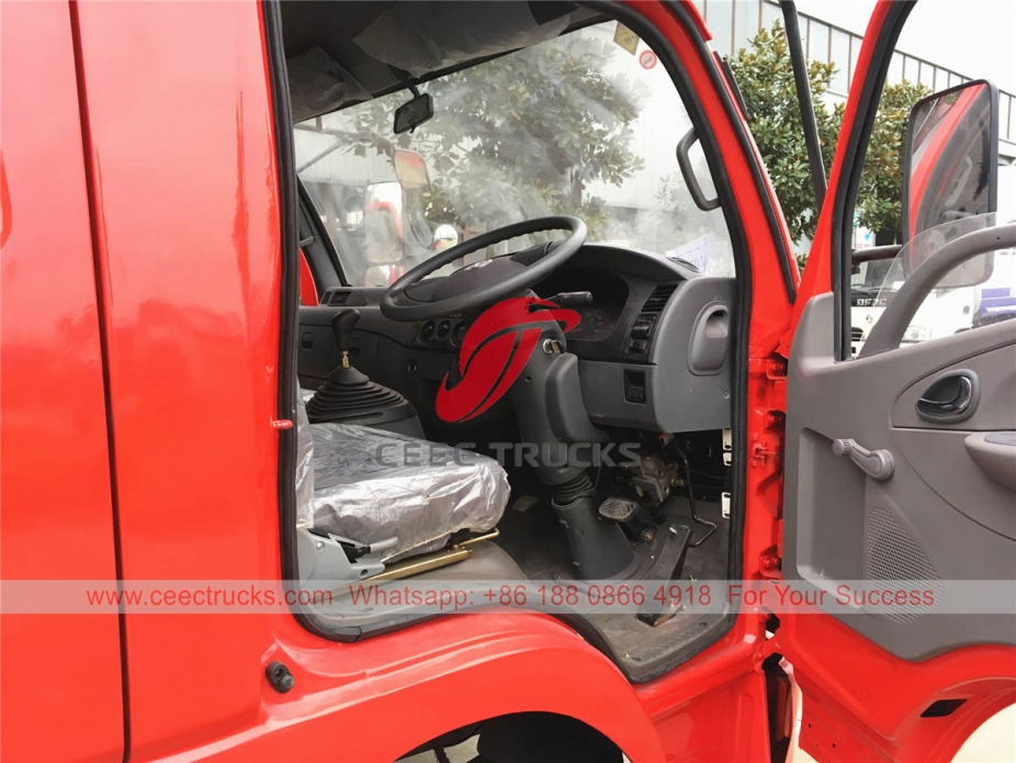 Dongfeng 4×2 RHD fire lorry