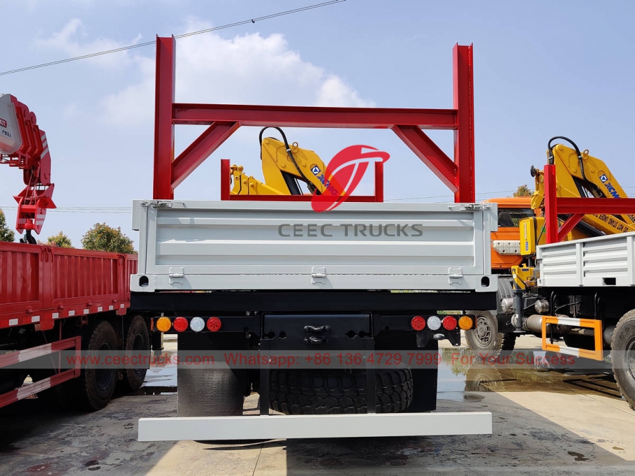 6.3 Tons XCMG crane based on Beiben RHD 4×4 truck