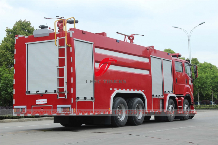 ISUZU GIGA fire engine