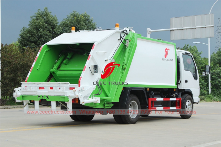 ISUZU rear loader compactor truck for export