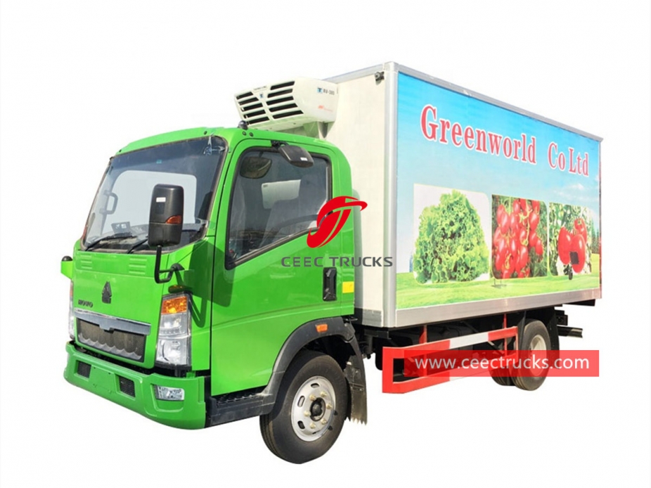 SINOTRUK HOWO 5 ton refrigerator truck