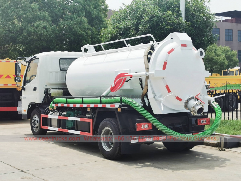 FOTON RHD vacuum suction truck