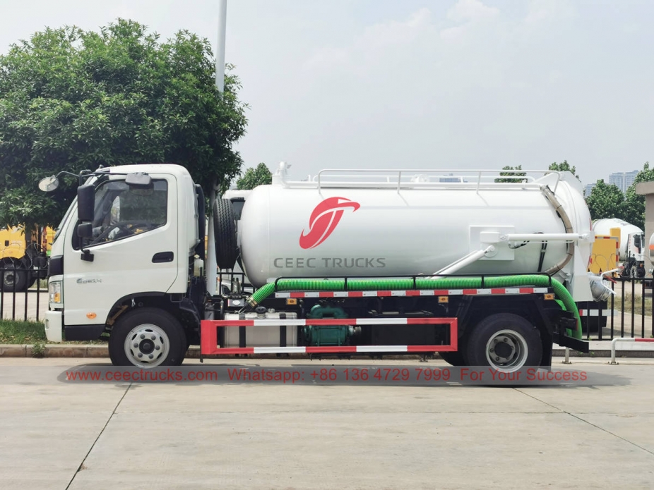 FOTON RHD vacuum suction truck