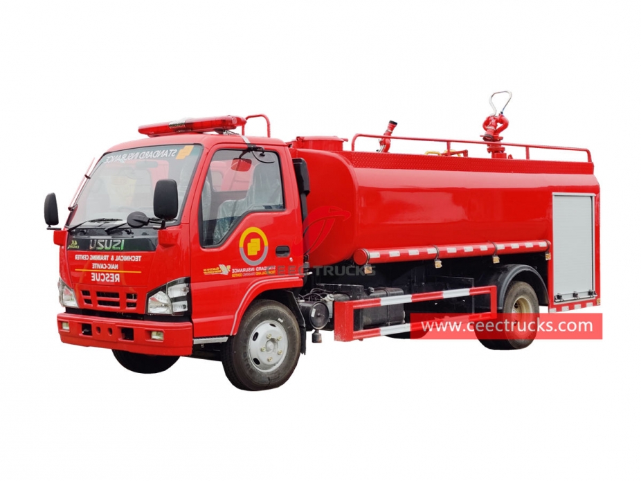 ISUZU 6 wheeler fire water bowser