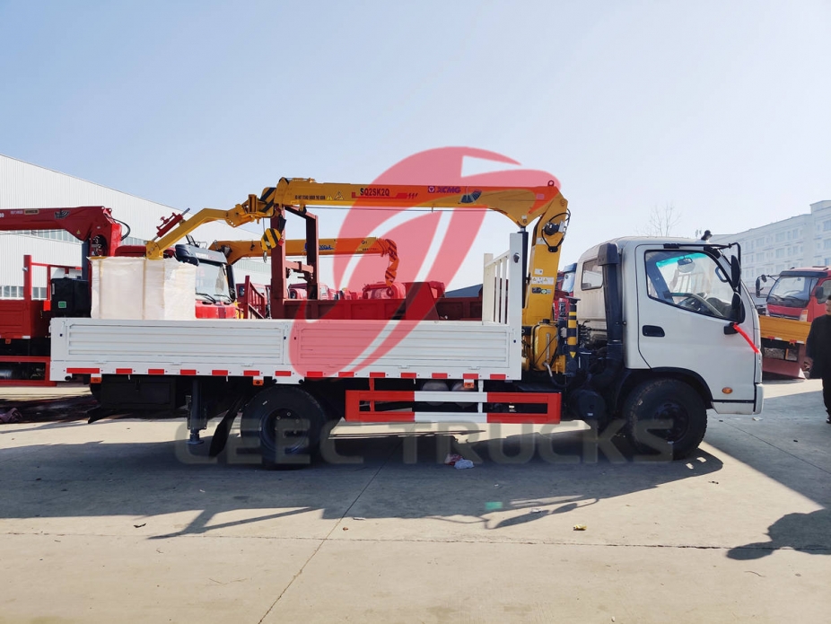 FOTON RHD Crane truck