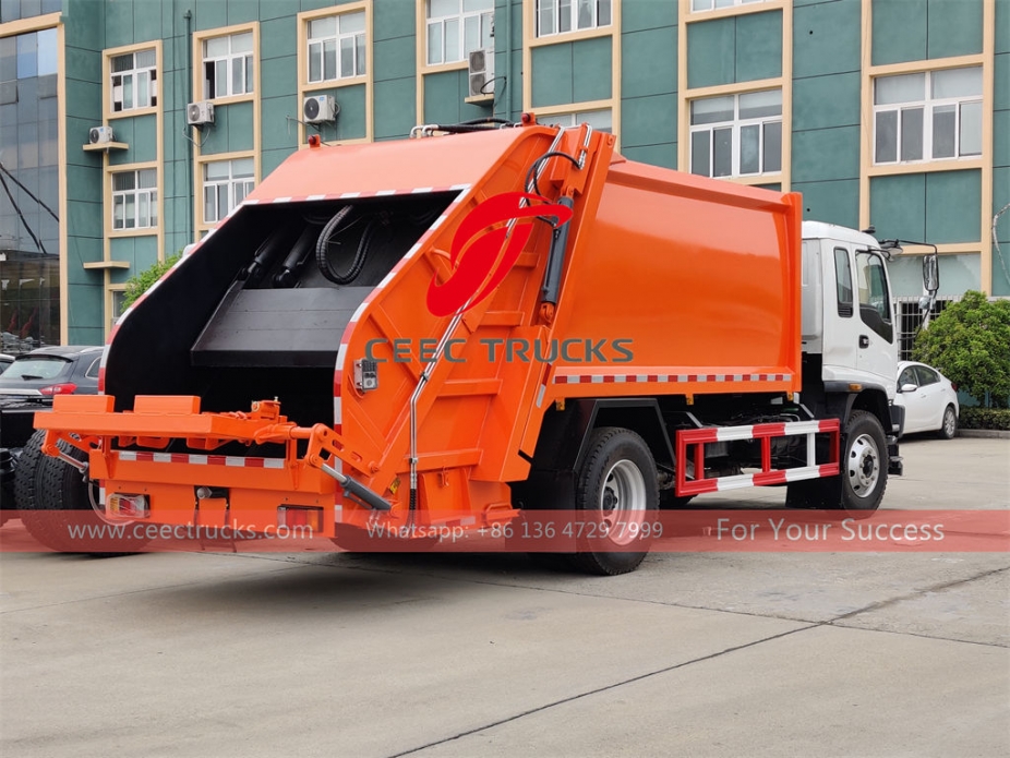 Dubai customer buy ISUZU 10 cubic meter refuse compactor trucks