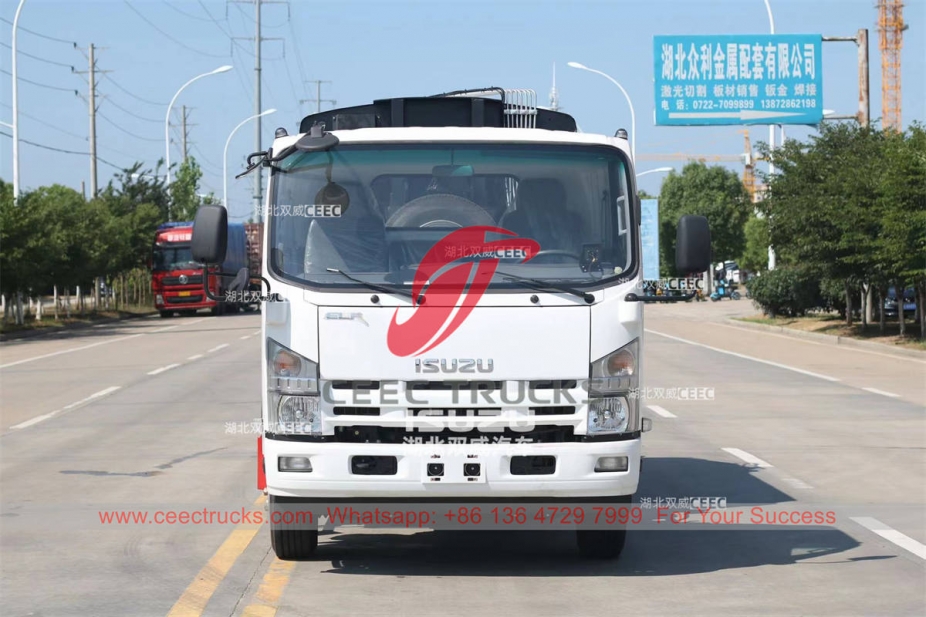 ISUZU ELF 700P hook loader mounted garbage compactor