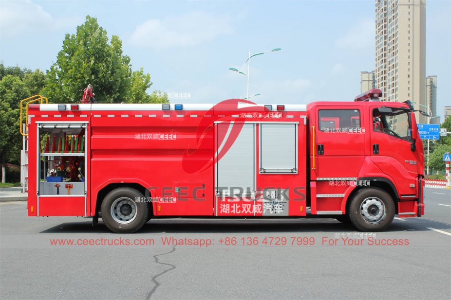 ISUZU GIGA 6 wheeler fire fighting trucks at discount price