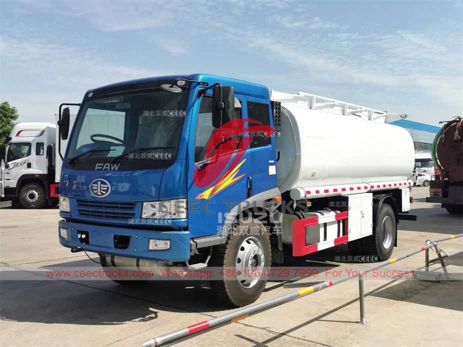 FAW 4×2 fuel tank truck 12000 liters fuel bowser at best price