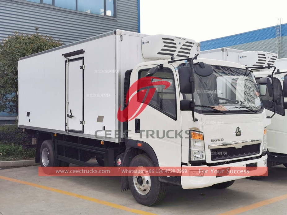 HOWO 4×2 Refrigerated box truck