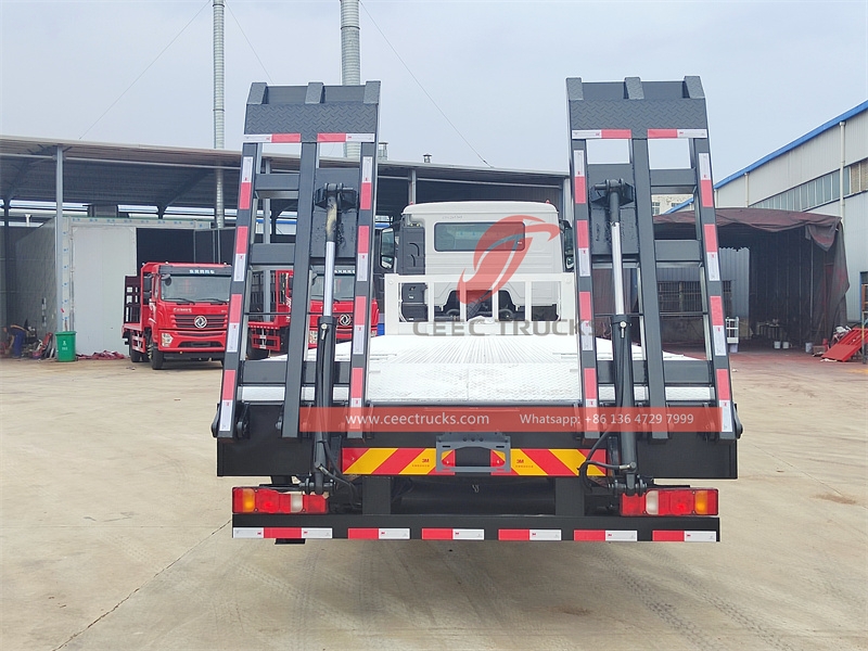 HOWO 400HP flatbed transport truck made in China