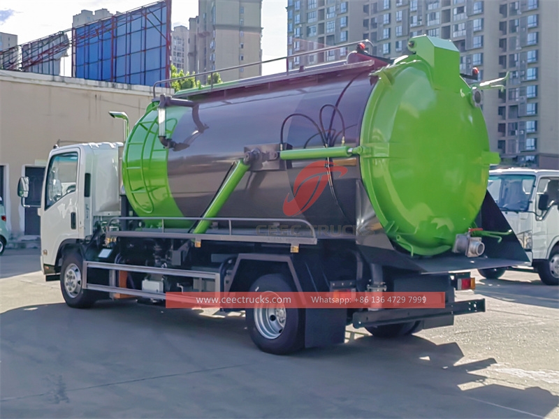 ISUZU NPR 4x2 Vacuum Tank Truck made in China