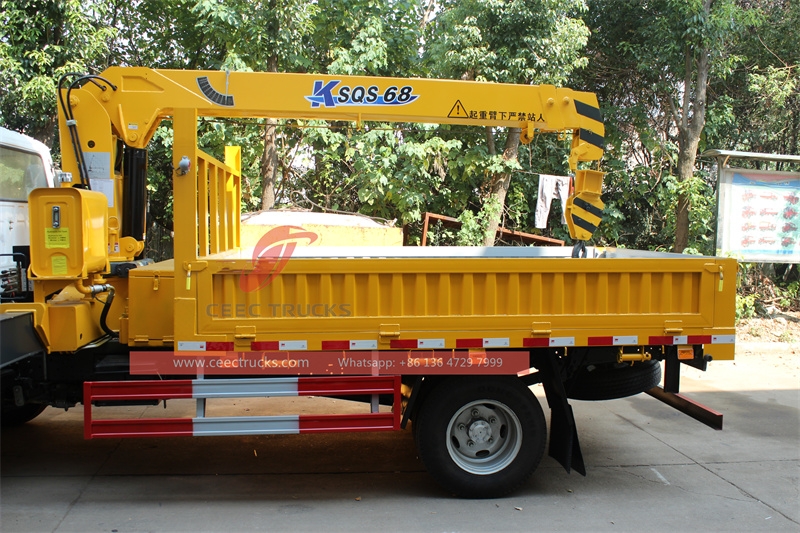 ISUZU NKR 3Tons truck mounted crane trucks with factory direct sale