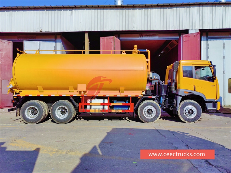 FAW RHD 8x4 Vacuum Sewage Suction Tanker Truck For sale