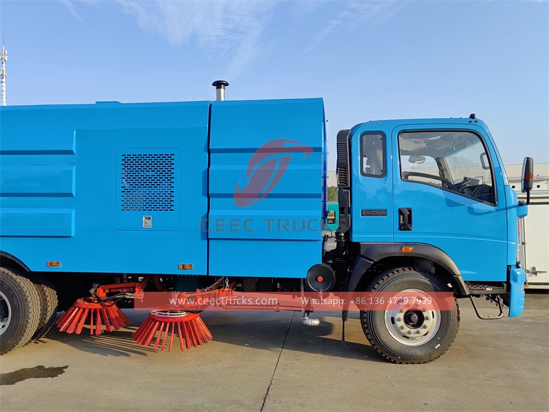 Howo street vacuum sweeping truck with factory direct sale