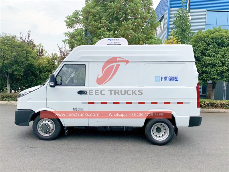 IVECO 4x4 mini freezer truck with factory direct sale