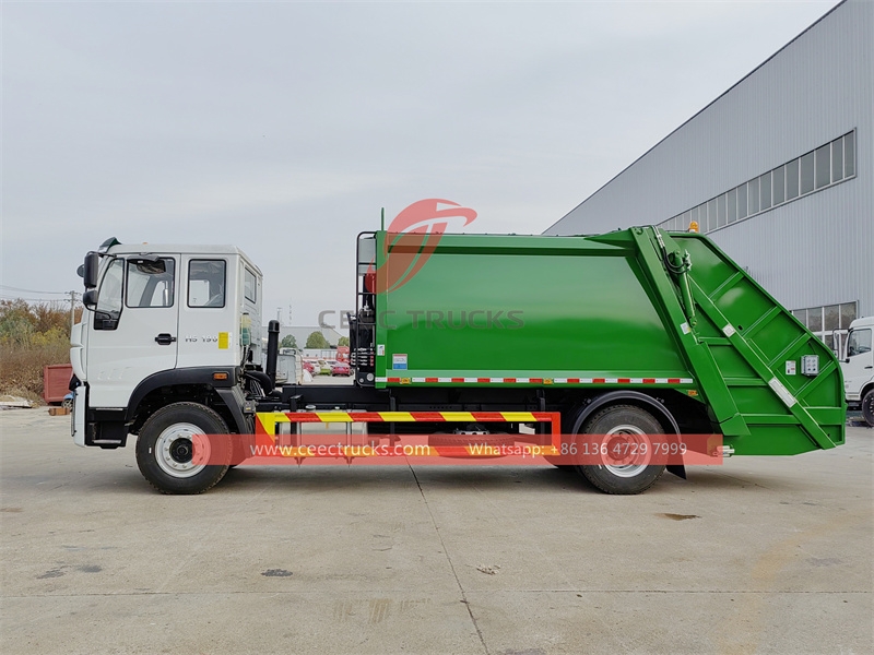 Howo mobile compactor vehicle with factory direct sale