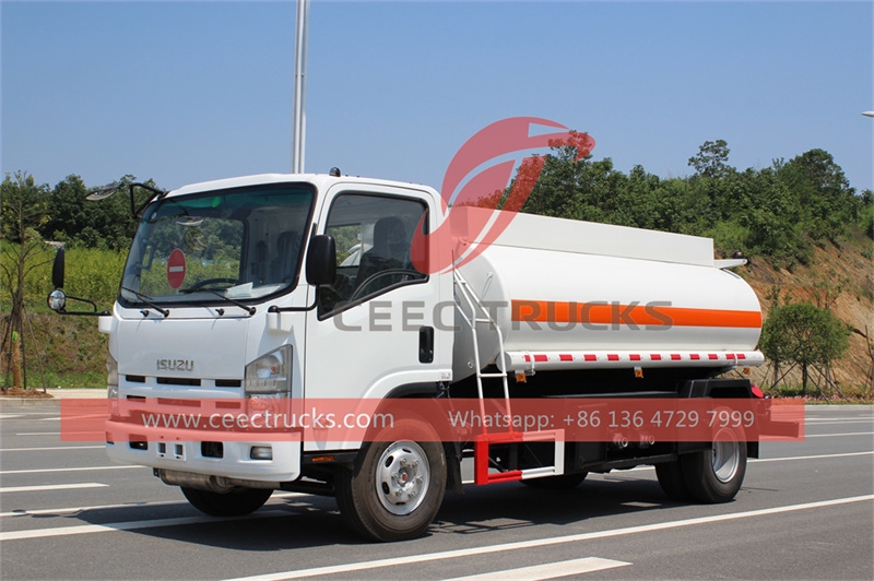 ISUZU NPR oil tanker truck made in China