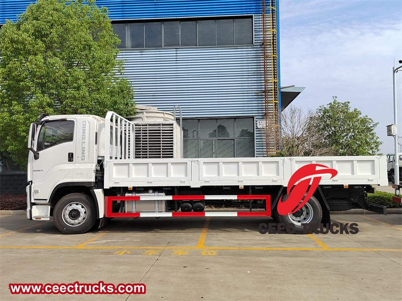 Isuzu Giga VC66 15 Ton lorry cargo truck