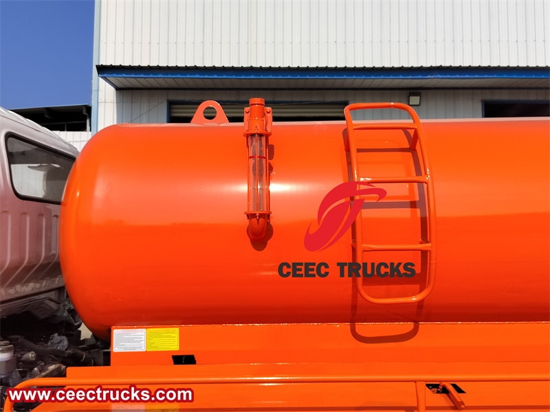 Isuzu Latest 8ton sewage suction tank truck