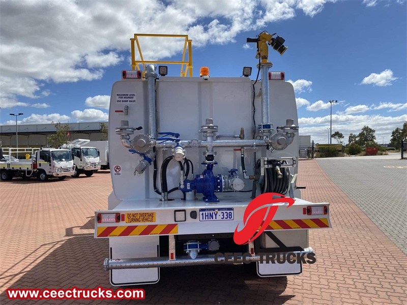 Isuzu water bowser with fire monitor