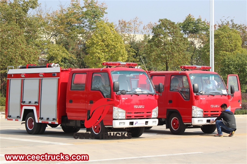 Isuzu mini pumper fire truck