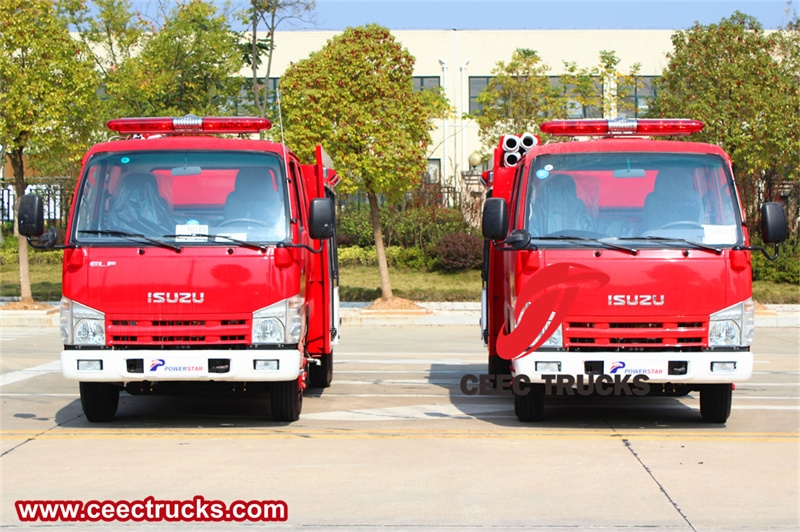 Isuzu mini pumper fire truck