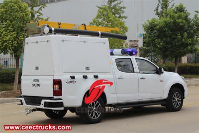 Isuzu 4x4 drive utility service truck